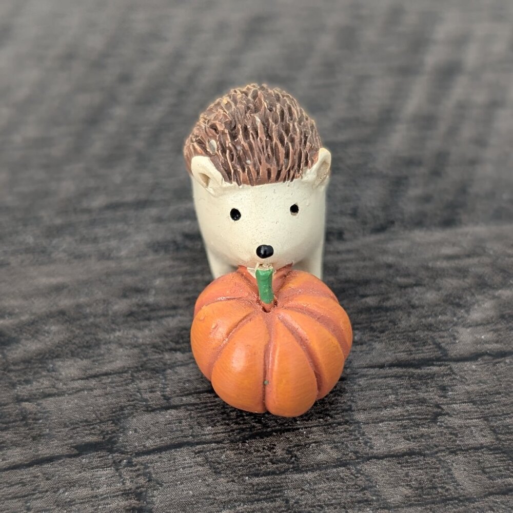 Hedgehog with Pumpkin MINI Decorative Figurine - Picture 1 of 5